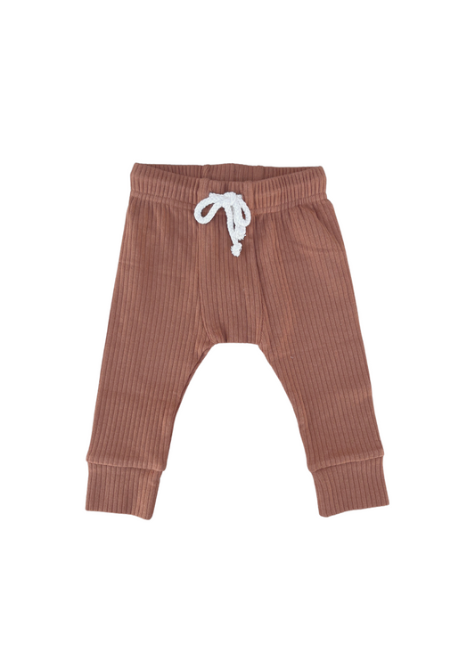 RIBBED LOUNGE PANT IN RUST