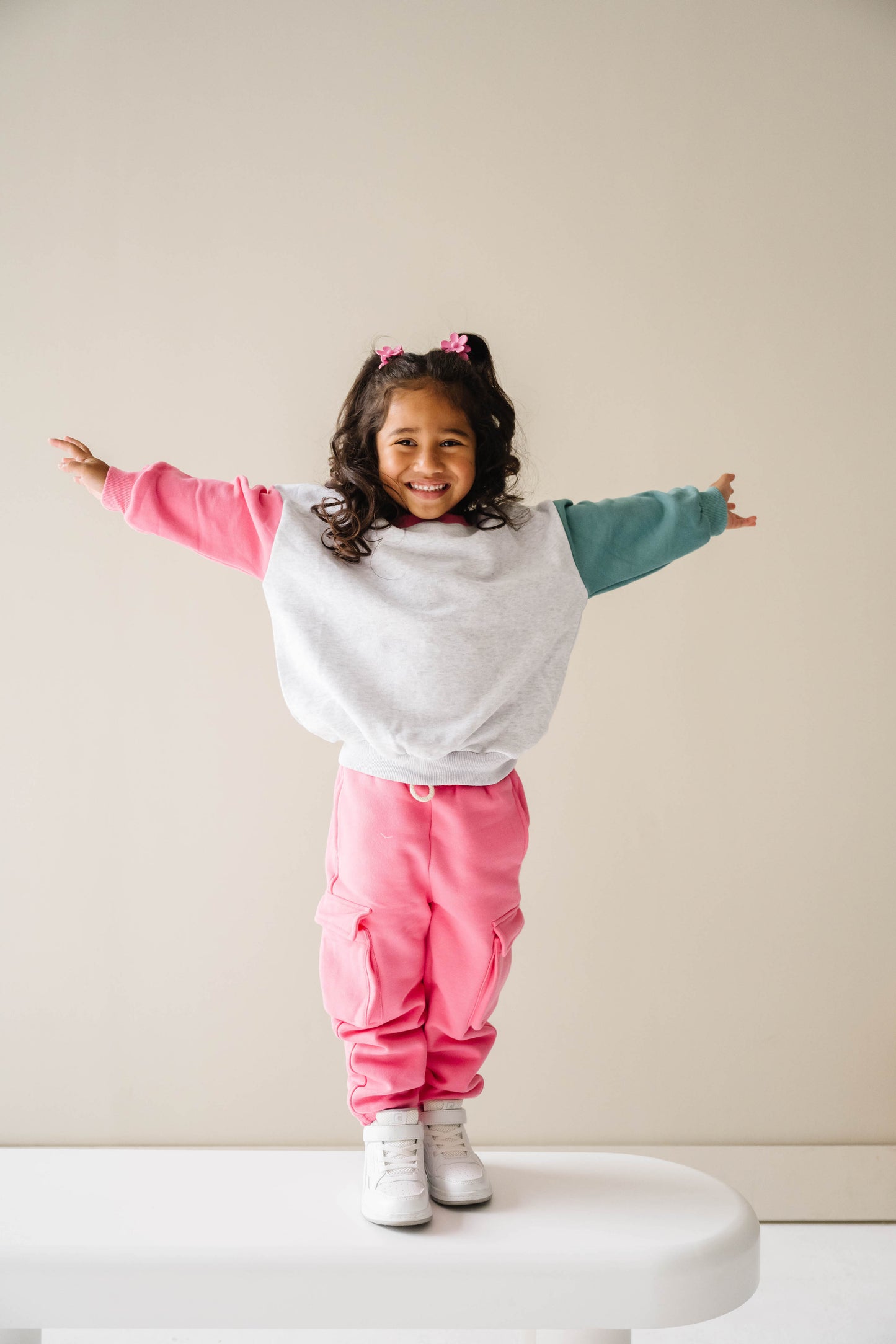 COLOR BLOCK CREWNECK IN PINK