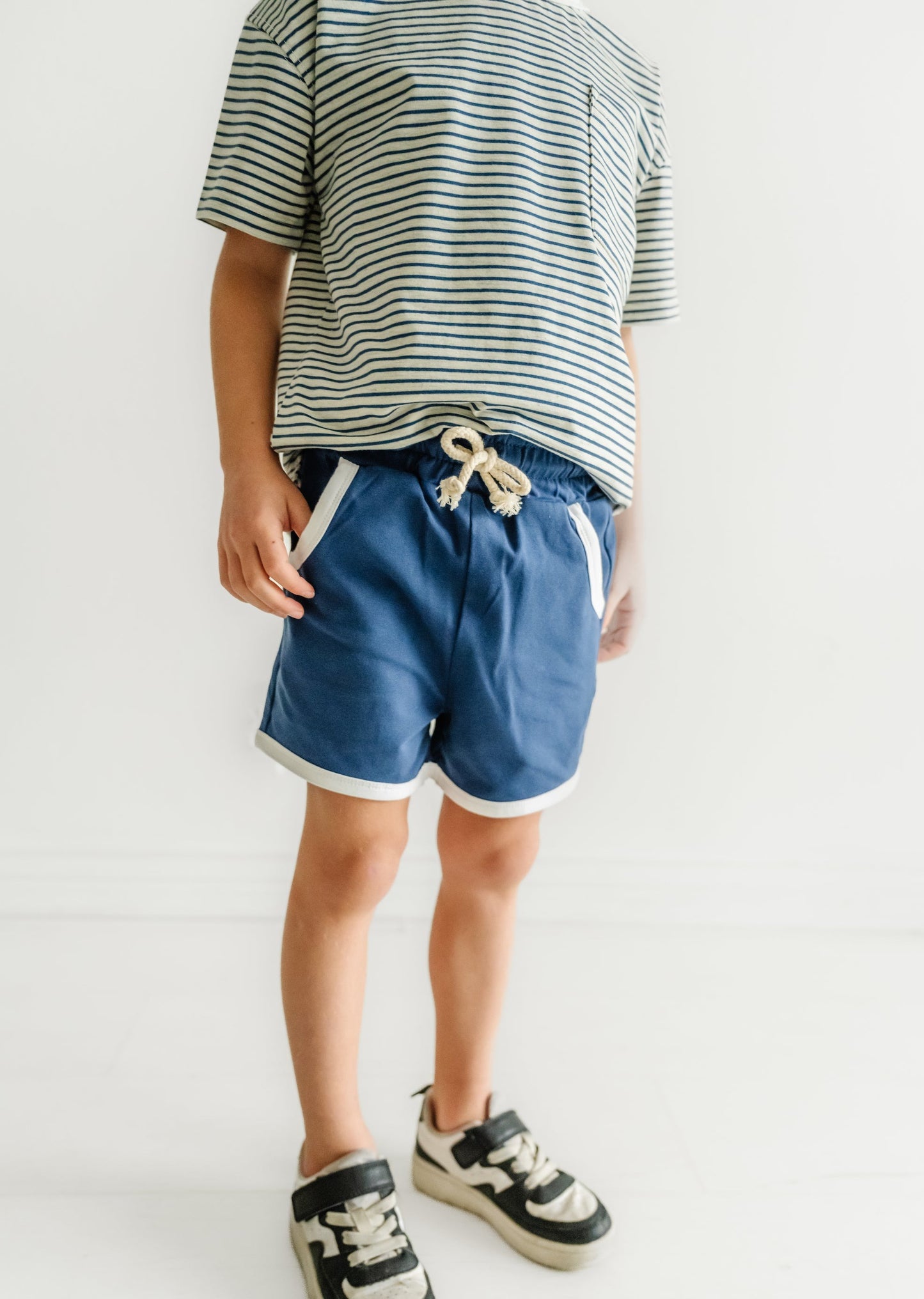 RAD SHORTIE IN NAVY BLUE