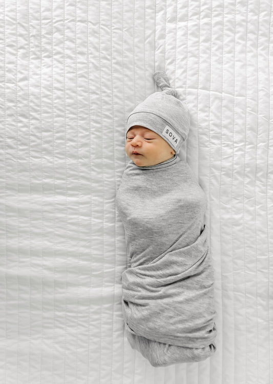SWADDLE IN HEATHERED GRAY